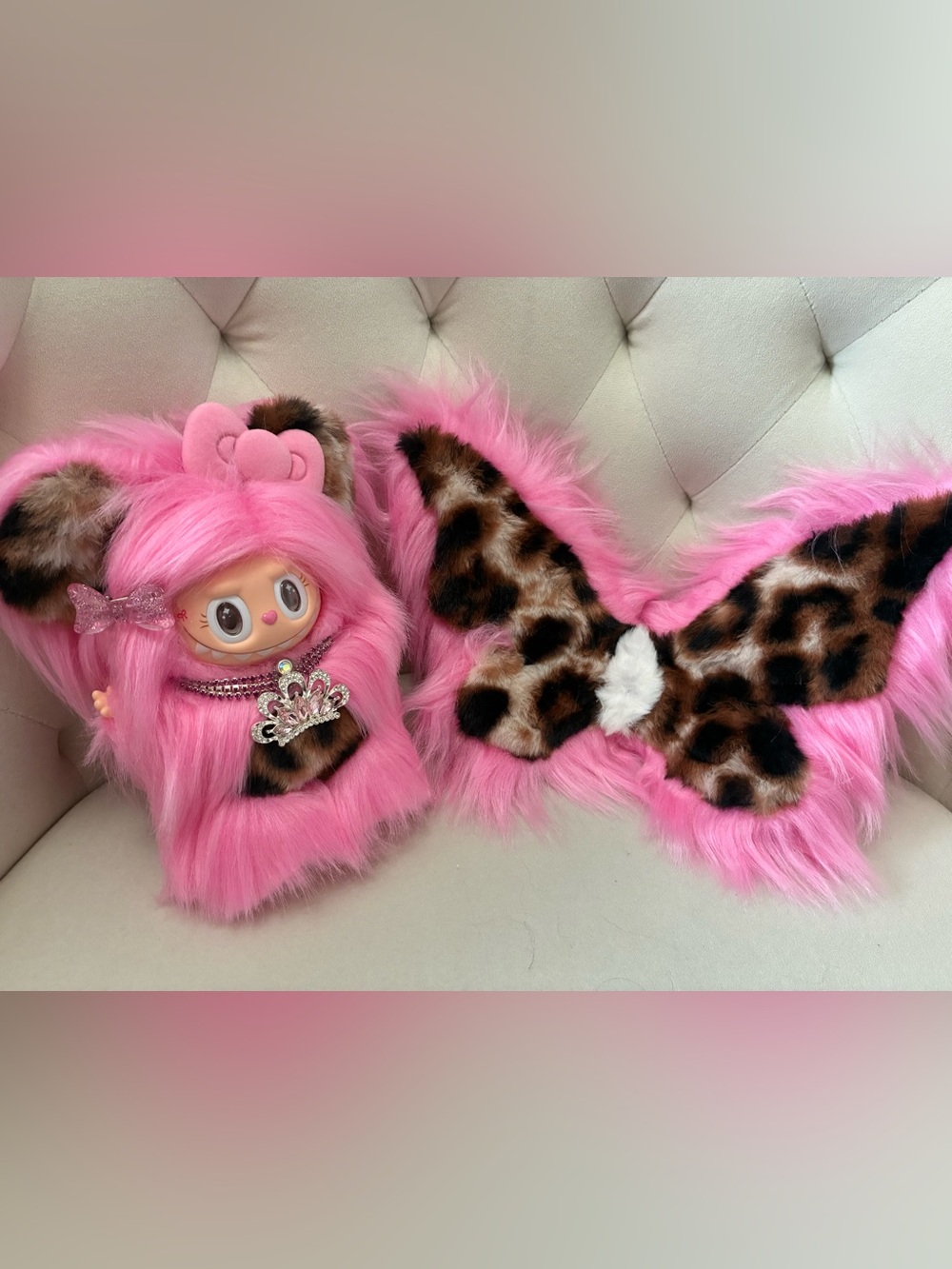 Gorgeous leopard and pink labubu butterfly - New, high-quality custom - Picture 2 of 3